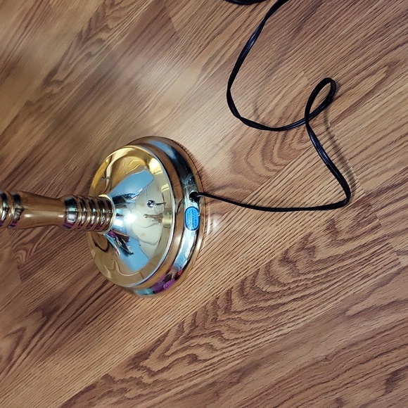 22" brass floral portable glass lamp Underwriters Laboratories Inc vintage - Picture 3 of 10